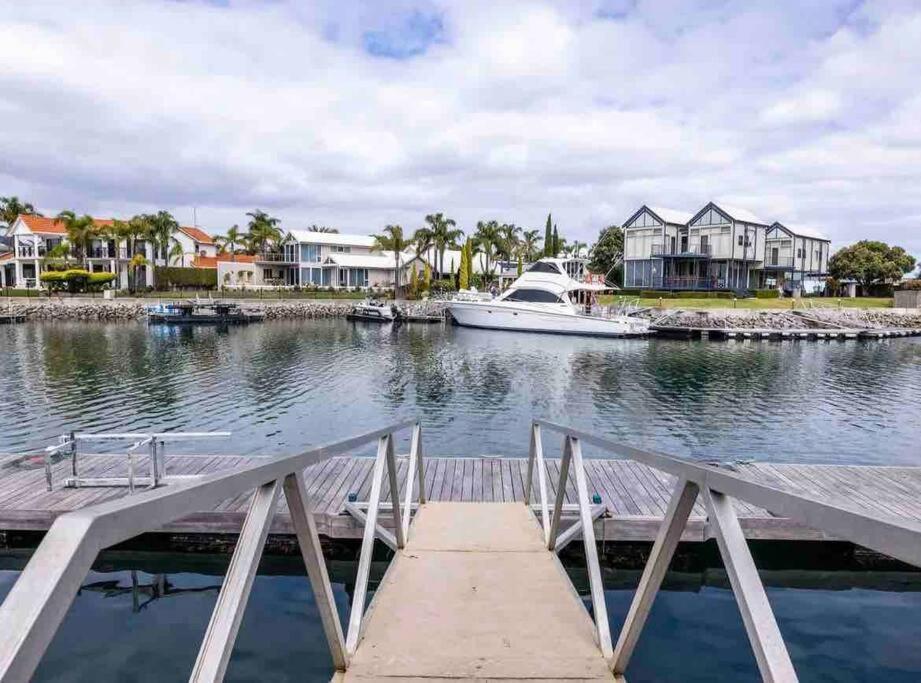 The Blacklighters-Waterfront Retreat Port Lincoln Zewnętrze zdjęcie